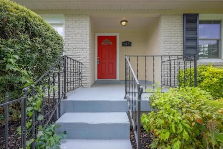 Available 3Bed home move in ready