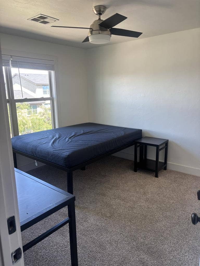 COTTAGES AT TUCSON LEASE TAKEOVER