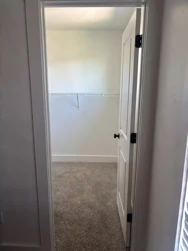 COTTAGES AT TUCSON LEASE TAKEOVER