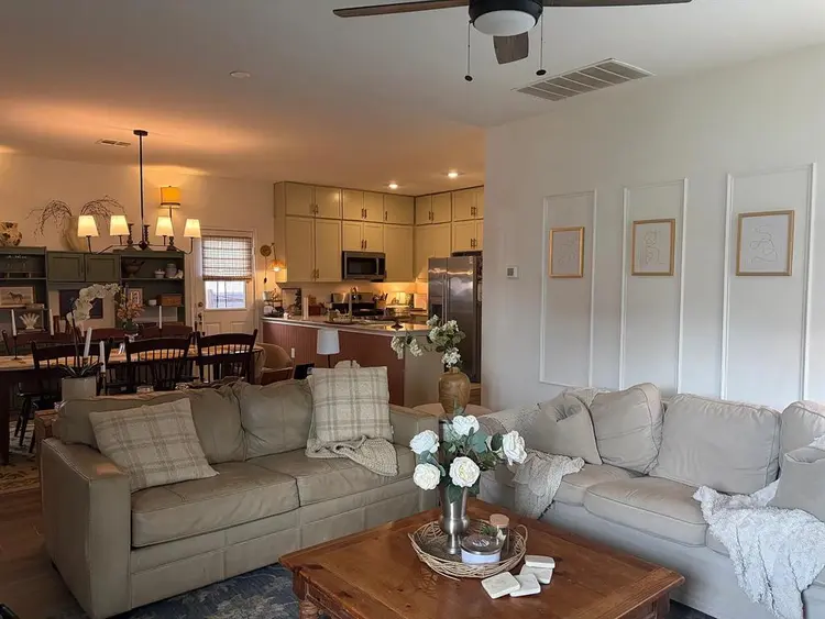 3 BR in Maxwell