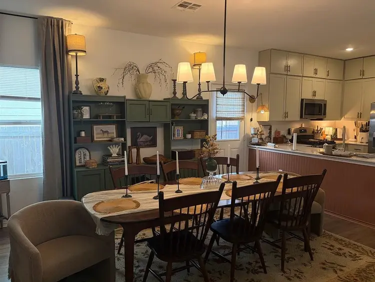 3 BR in Maxwell