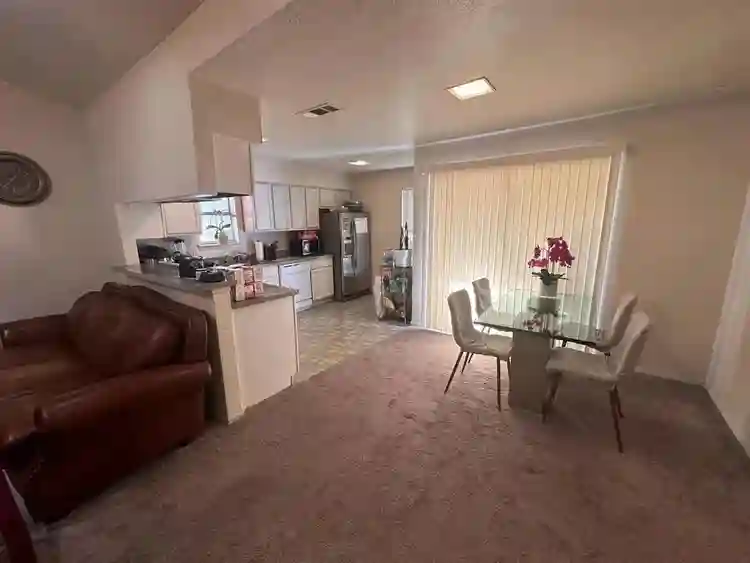 2 BR in Garland