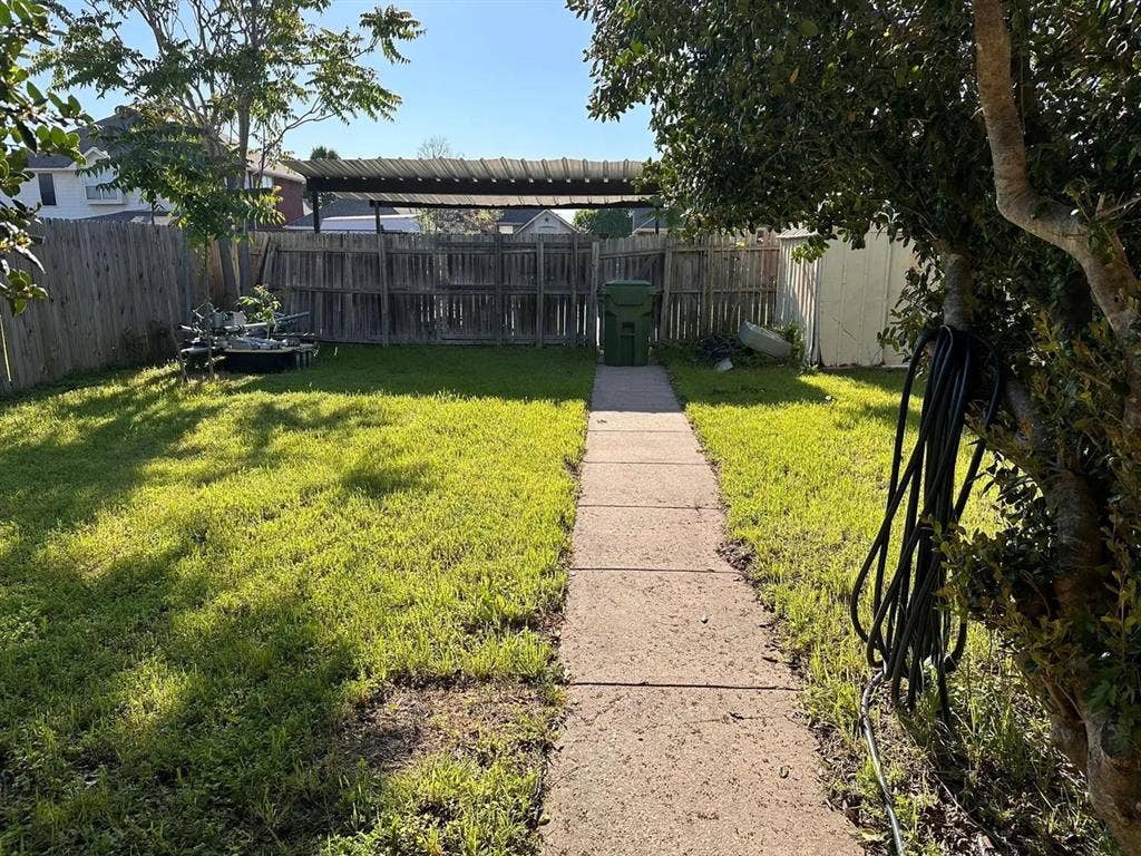 2 BR in Garland
