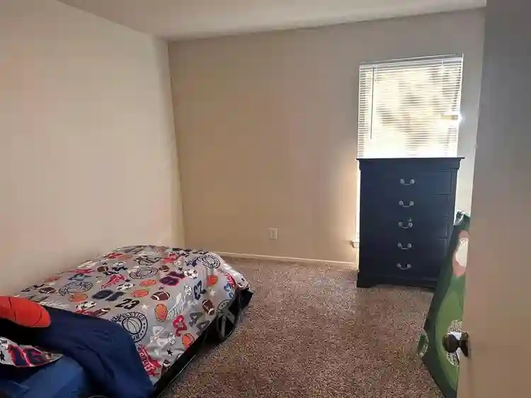 2 BR in Garland