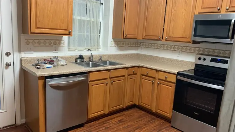 5 BR in Morrisville