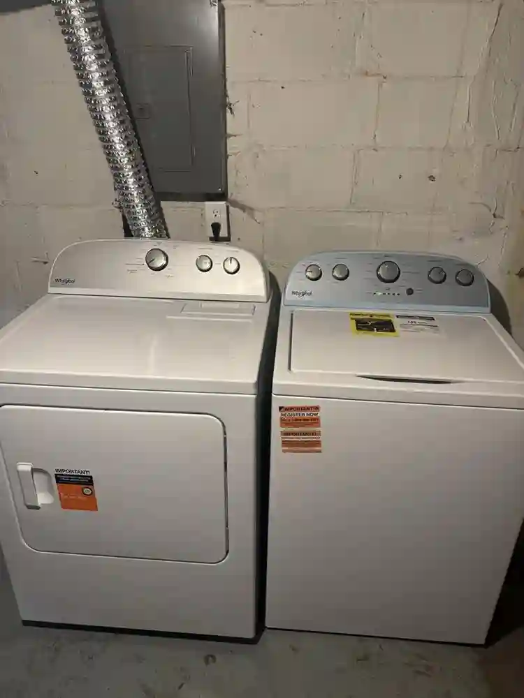 FIELD CLUB APARTMENT FOR RENT
