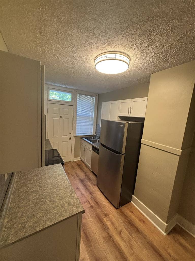 FIELD CLUB APARTMENT FOR RENT