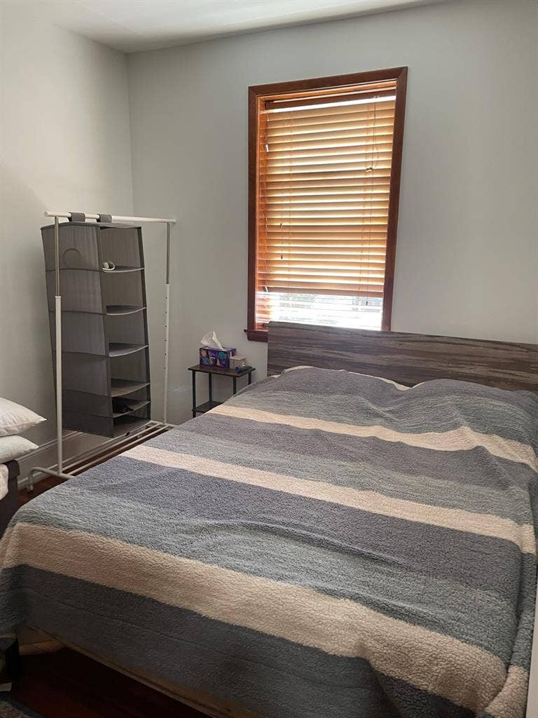 2 rooms for one tenant only