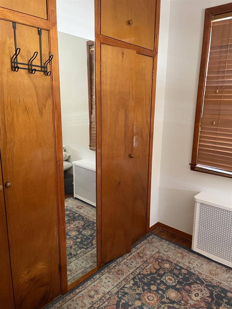 2 rooms for one tenant only