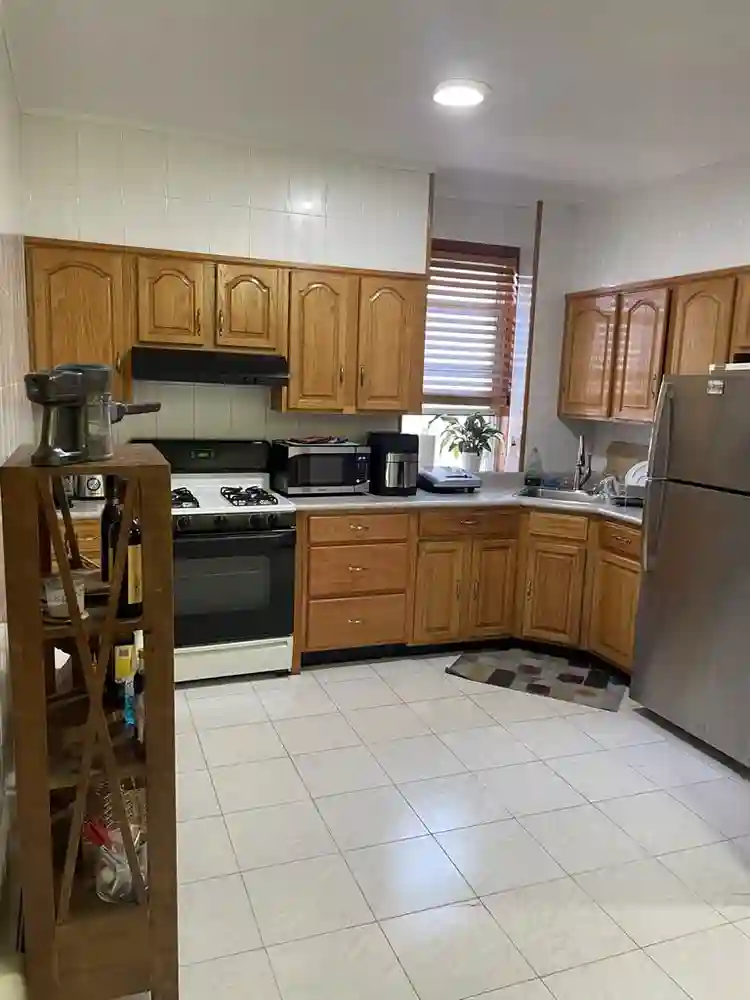 2 rooms for one tenant only