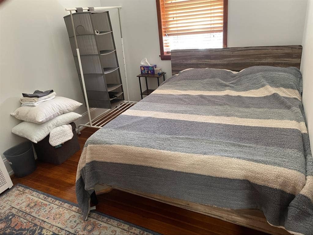 2 rooms for one tenant only