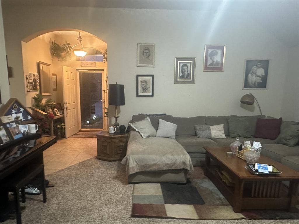 Large Master En-suite Furnished