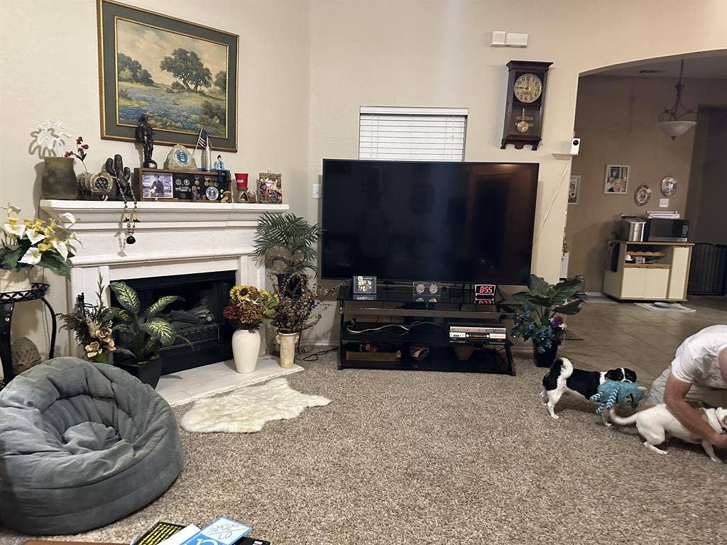 Large Master En-suite Furnished