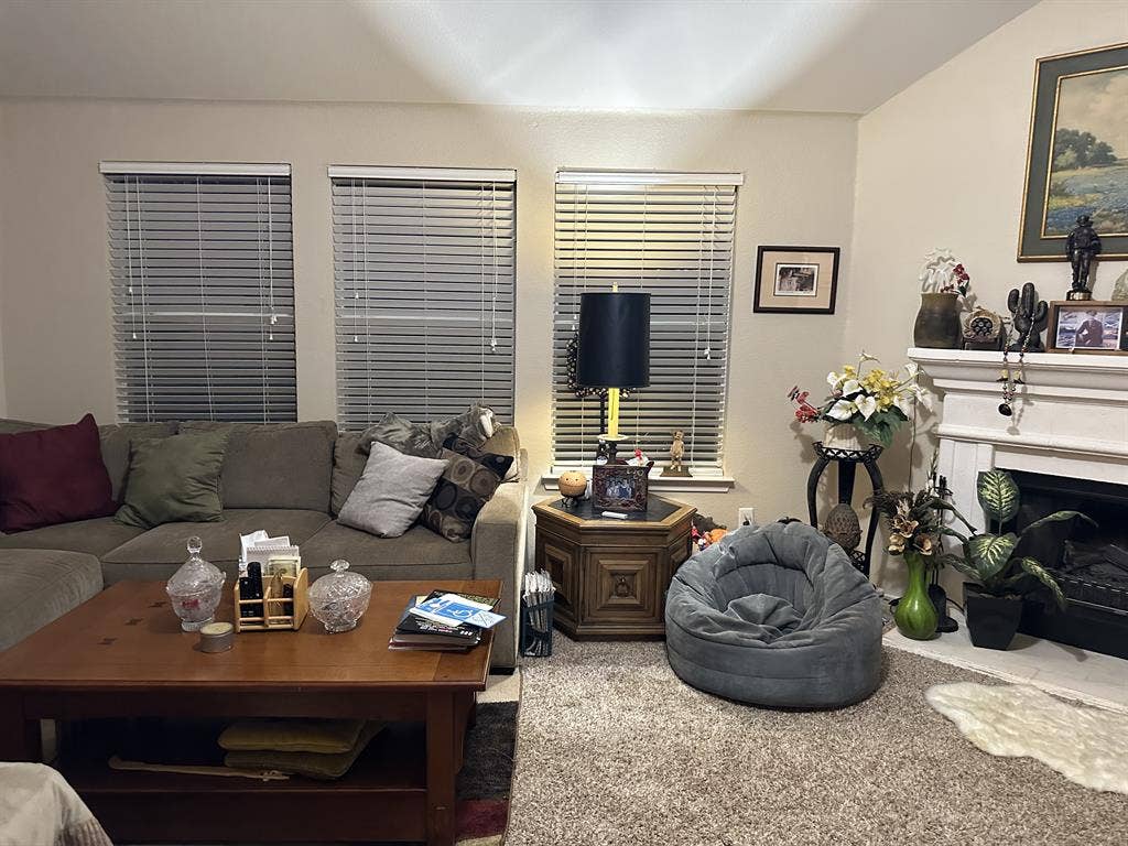 Large Master En-suite Furnished