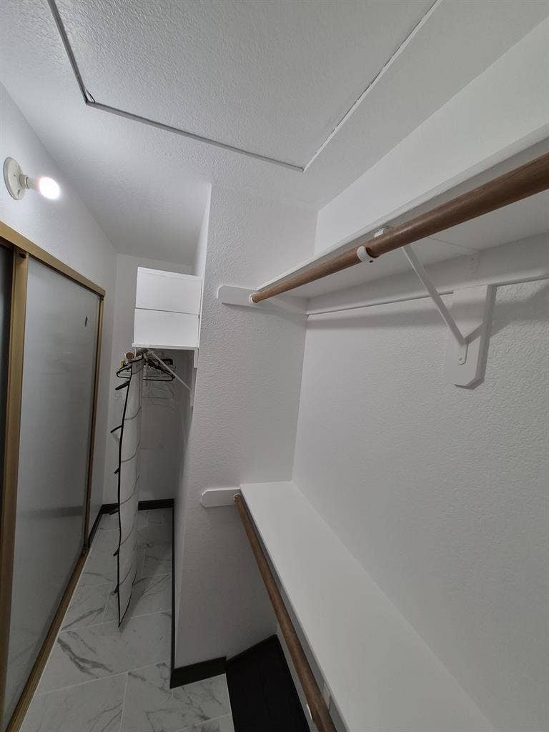 Furnished Mstr. Bdrm/Bath for lease