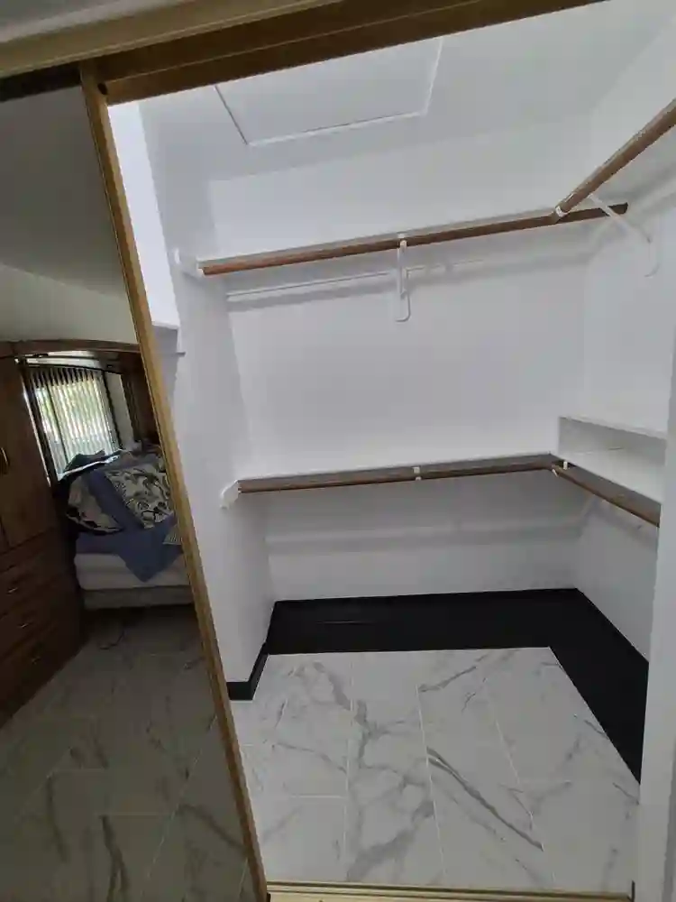 Furnished Mstr. Bdrm/Bath for lease