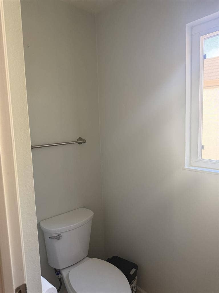 Roommate wanted