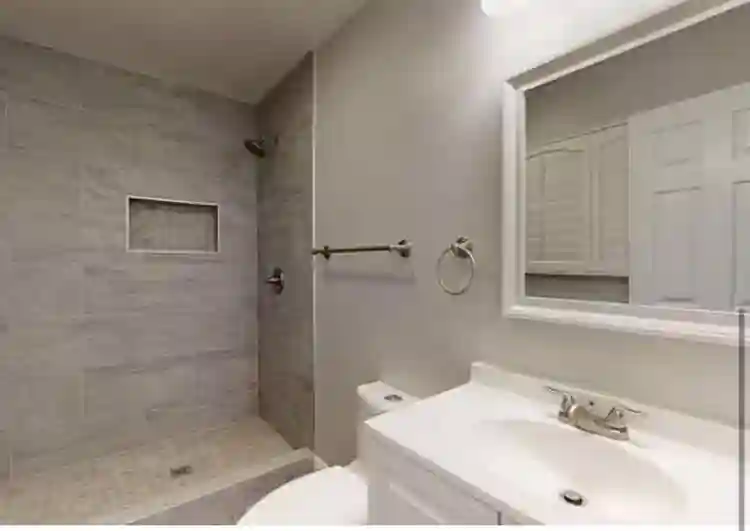 Master Bedroom available for rent
