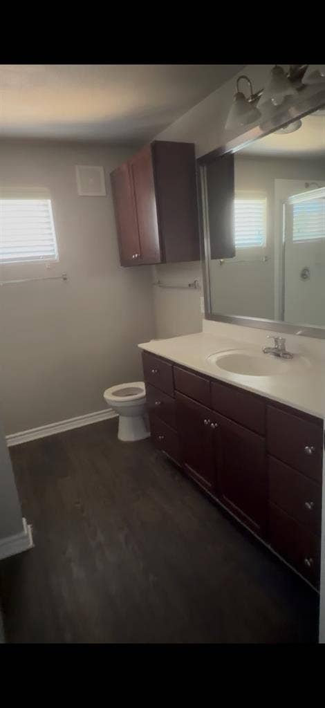 Need Female Roommate West Oak Hill