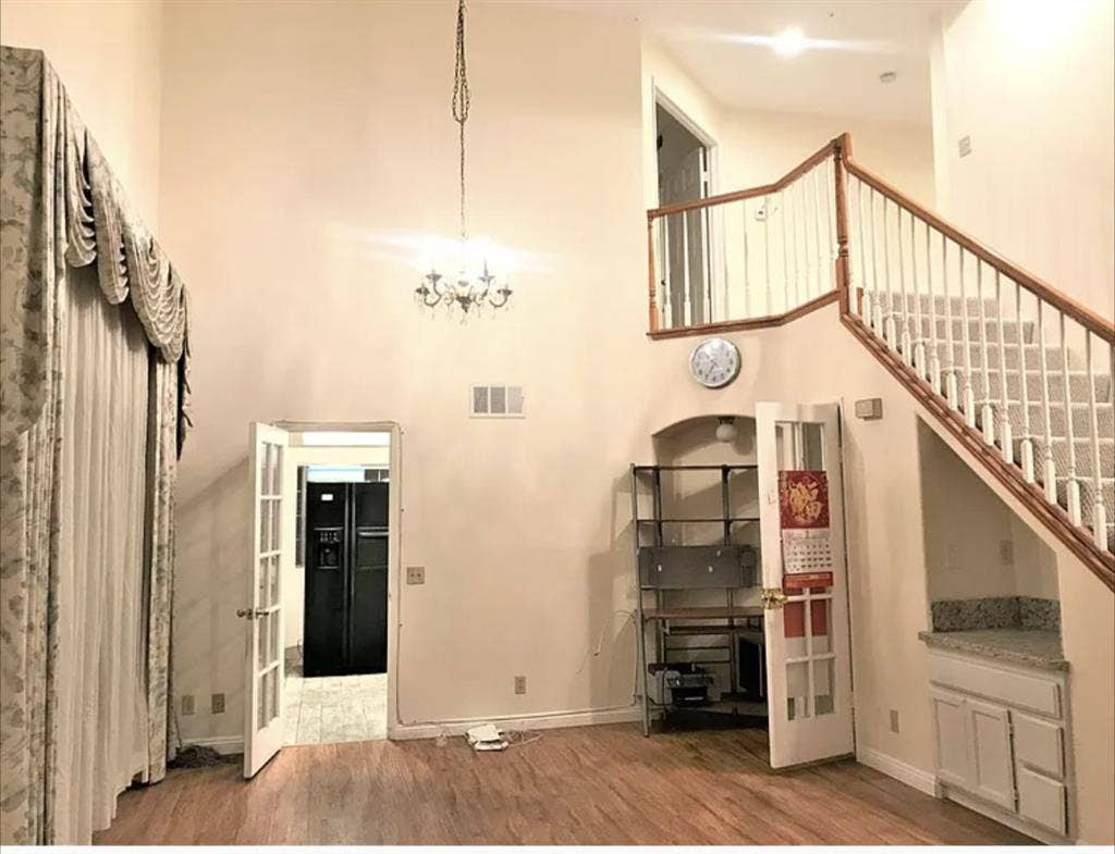 Room for rent/for female student