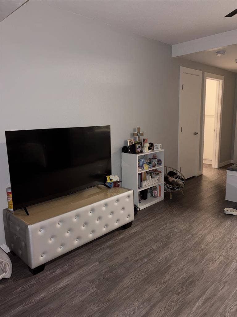 Furnished Private Room |Female Only