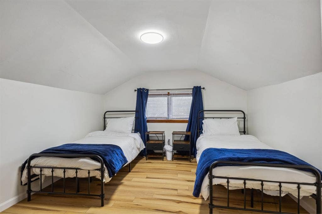 Private room fully furnished