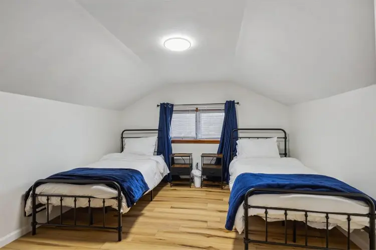 Private room fully furnished