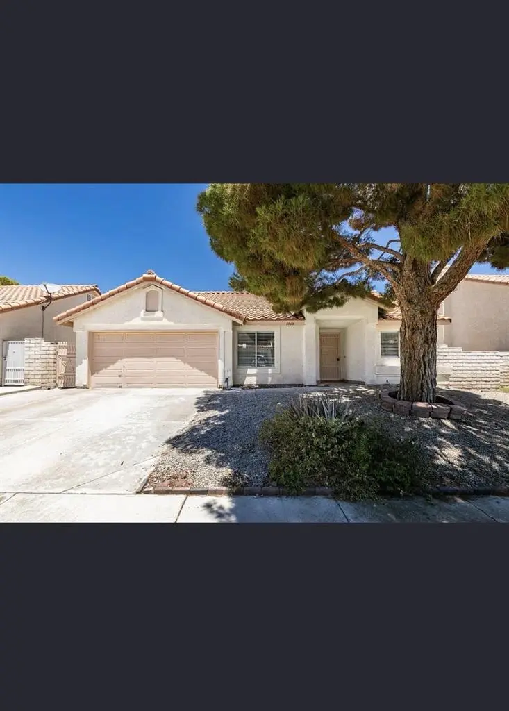 Looking for a roommate ASAPP