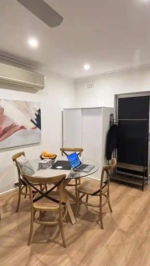 Furnished Room in Moorabbin