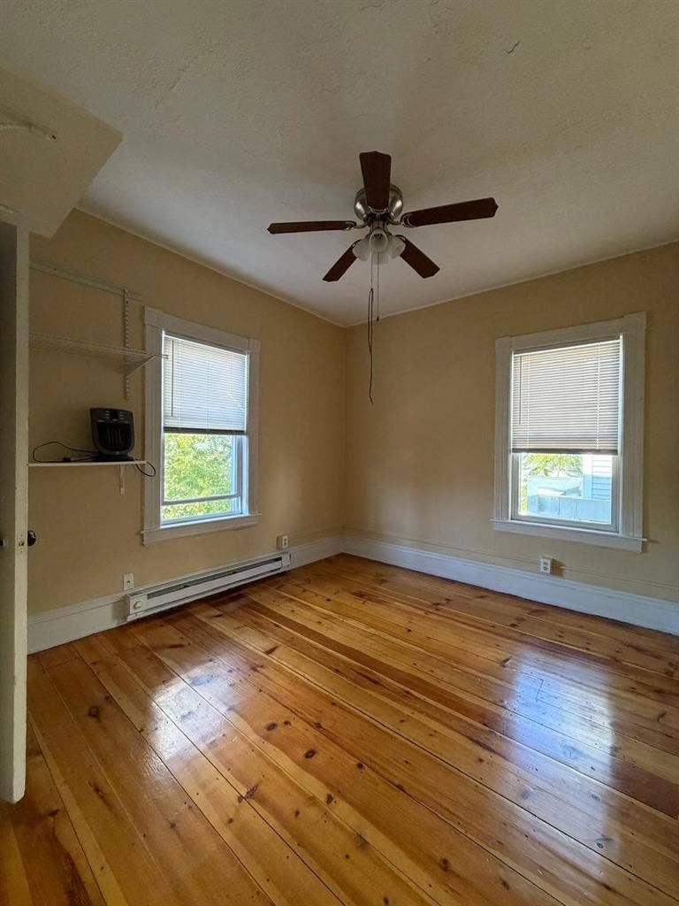Private Room Rent - Lowell, MA