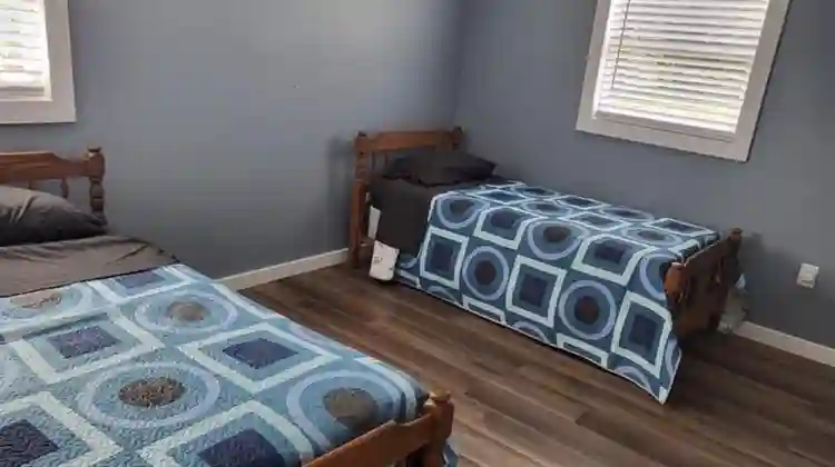 Quite & Comfortable Room For Senior