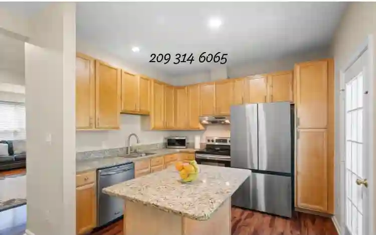 Beautiful well-kept townhouse