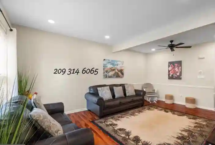 Beautiful well-kept townhouse