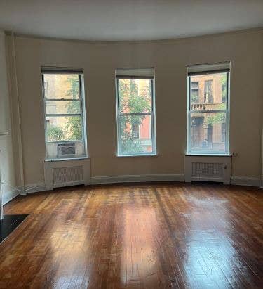 Light-Filled UWS Apartment