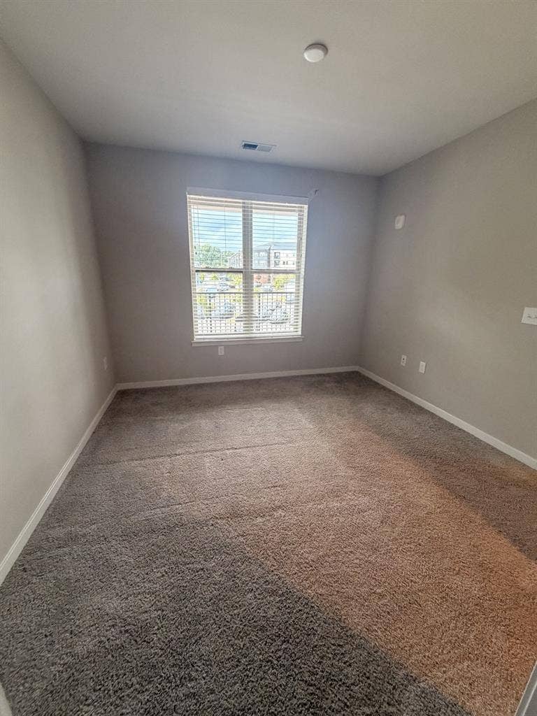 Private Bed & Bath | Move In ASAP