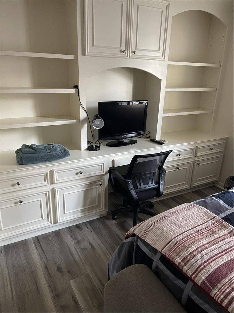Room in Sugarland.