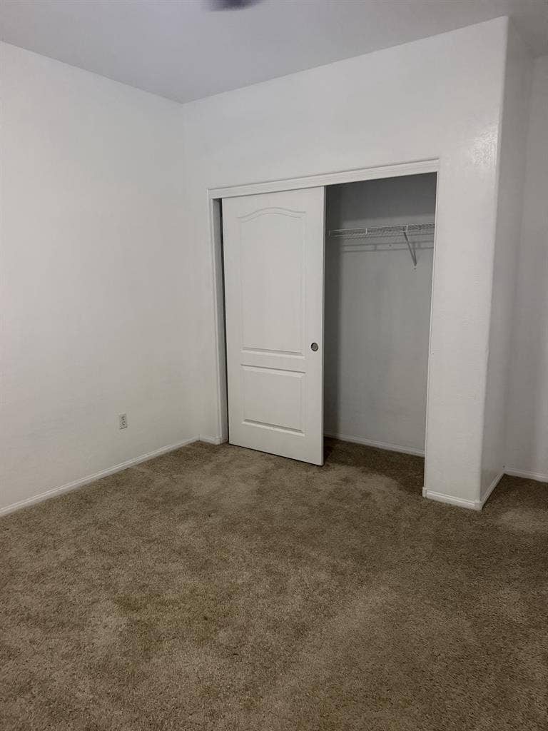 Room for rent gated community!!!