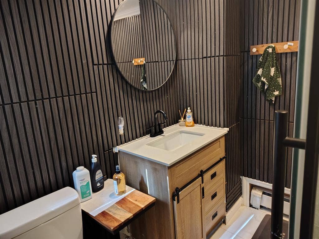 Private Furnished Room for Rent – R