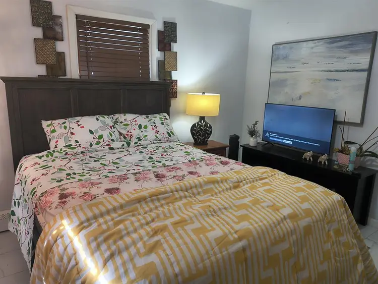 Private Furnished Room for Rent – R
