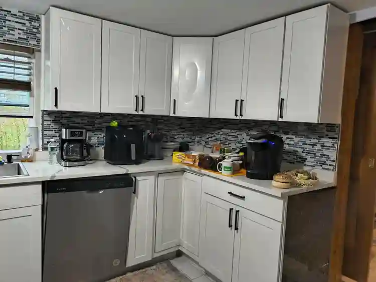 Private Furnished Room for Rent – R