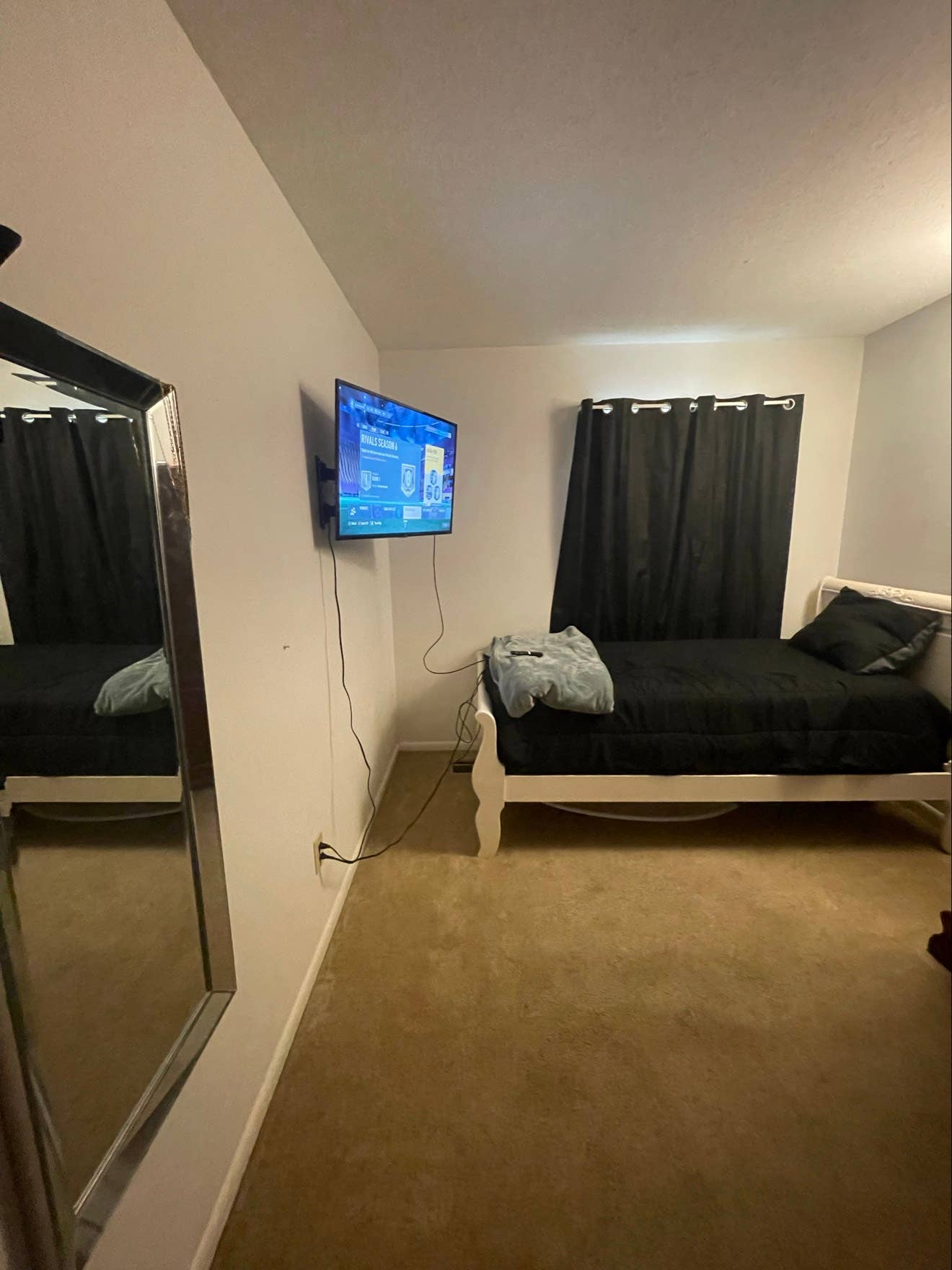 Room for rent in VB 850