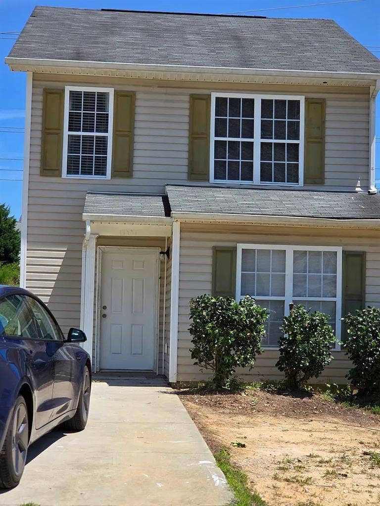 3 BR in Raleigh