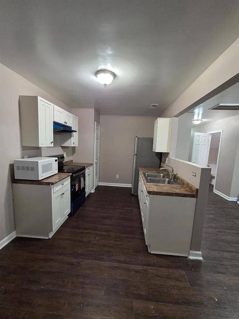 3 BR in Raleigh