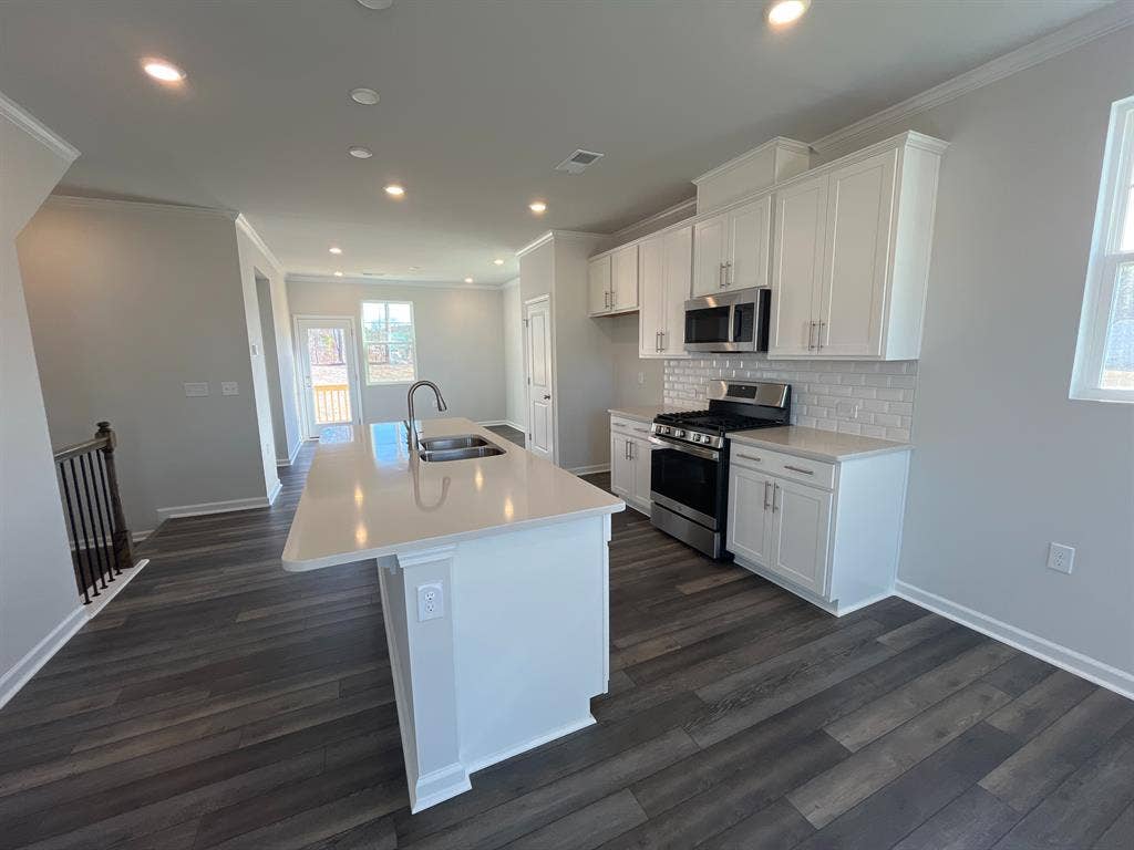 3 BR in Raleigh