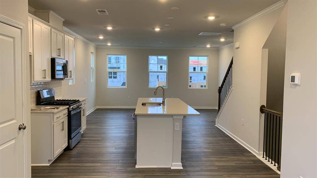 3 BR in Raleigh