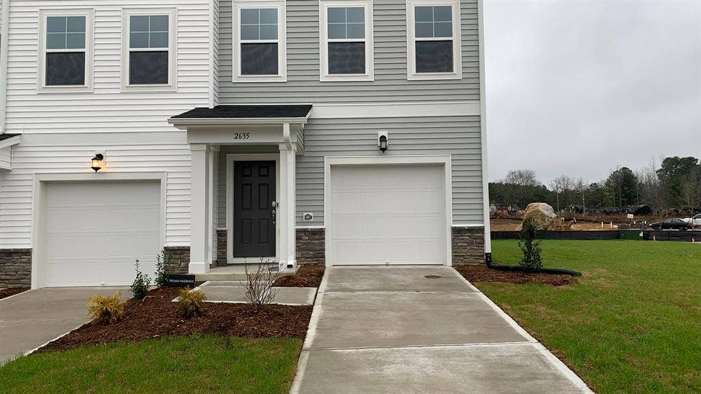 3 BR in Raleigh