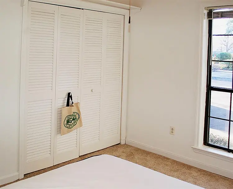 Private 3-Room Suite, $850.
