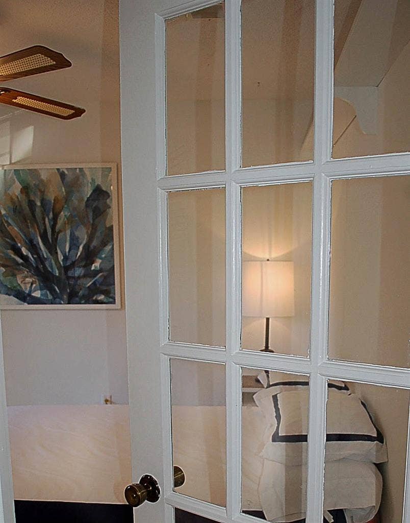 Private 3-Room Suite, $850.