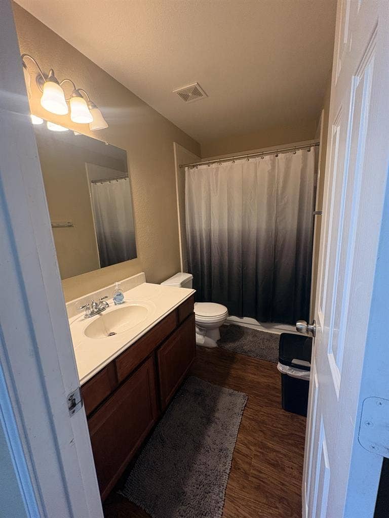 Lovely 1bed 1.5 bath in McKinney