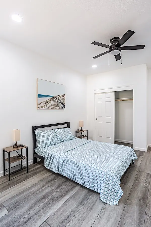 Furnished Private Room w/ Utilities